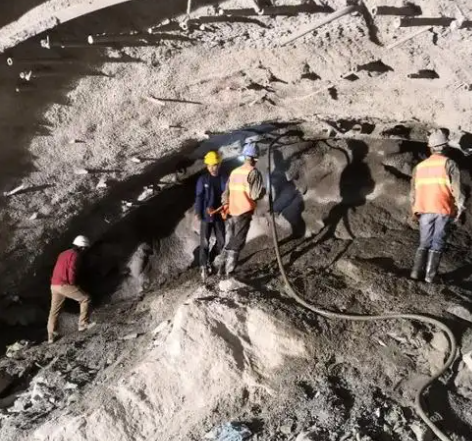 姑苏拱顶带模注浆料的施工流程及注意事项
